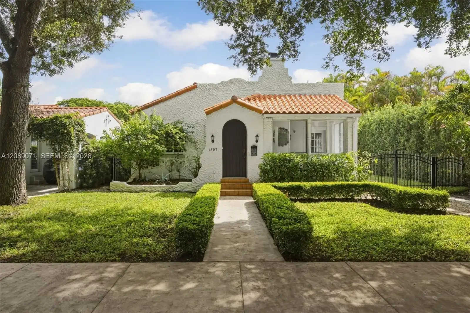 1507 Columbus Blvd, Coral Gables FL 33134