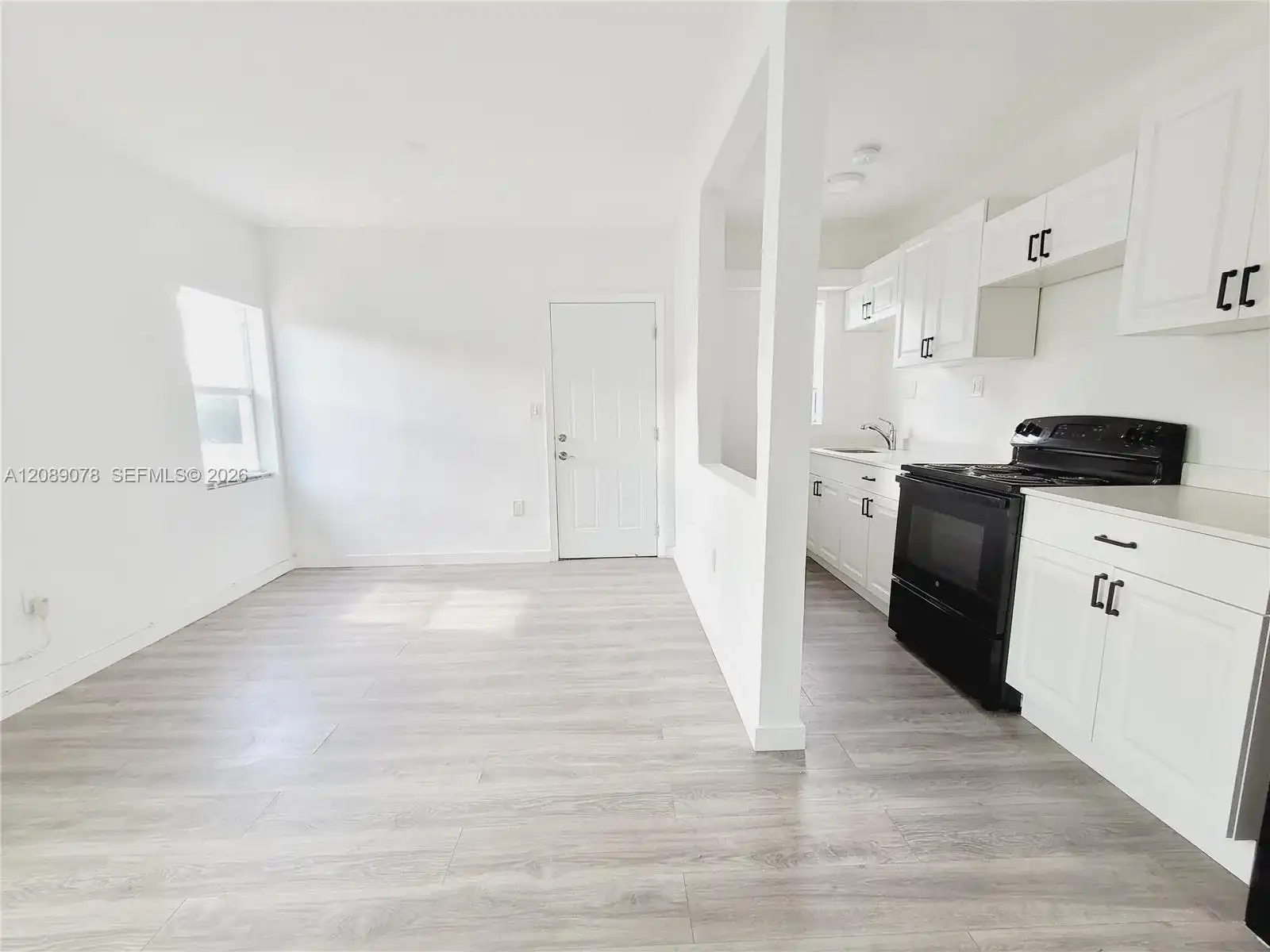 1922 NW 1st St # 3, Miami FL 33125