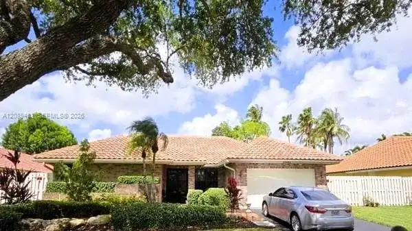 14481 Hickory Ct, Davie FL 33325