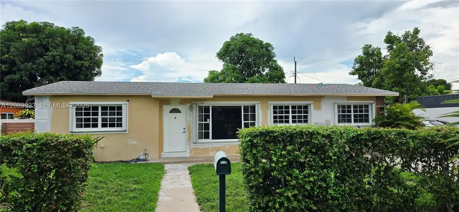 580 W 34th Pl # 0, Hialeah FL 33012