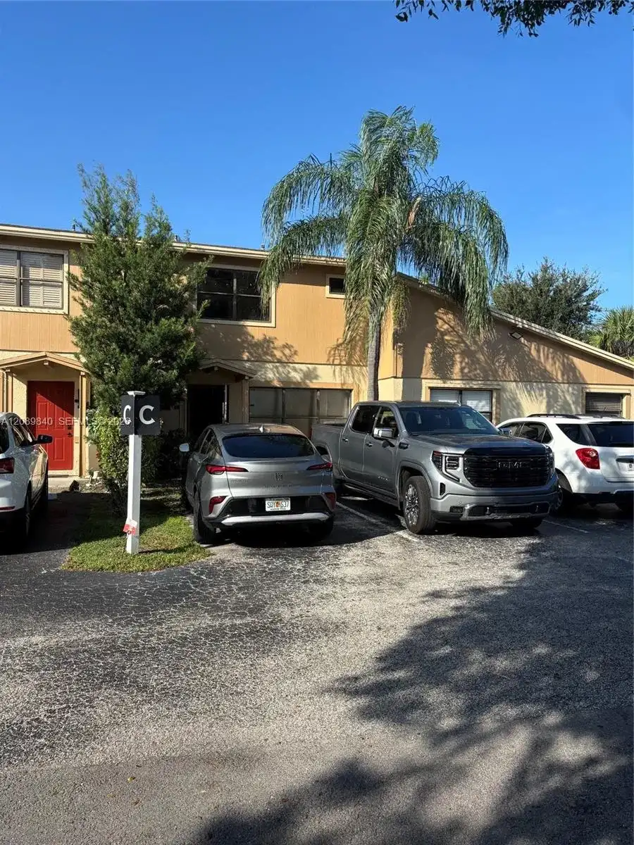 3370 Beau Rivage Dr # 3C, Pompano Beach FL 33064