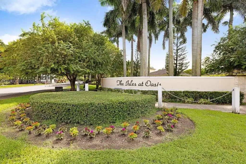 3656 NE 3rd Ct, Homestead FL 33033