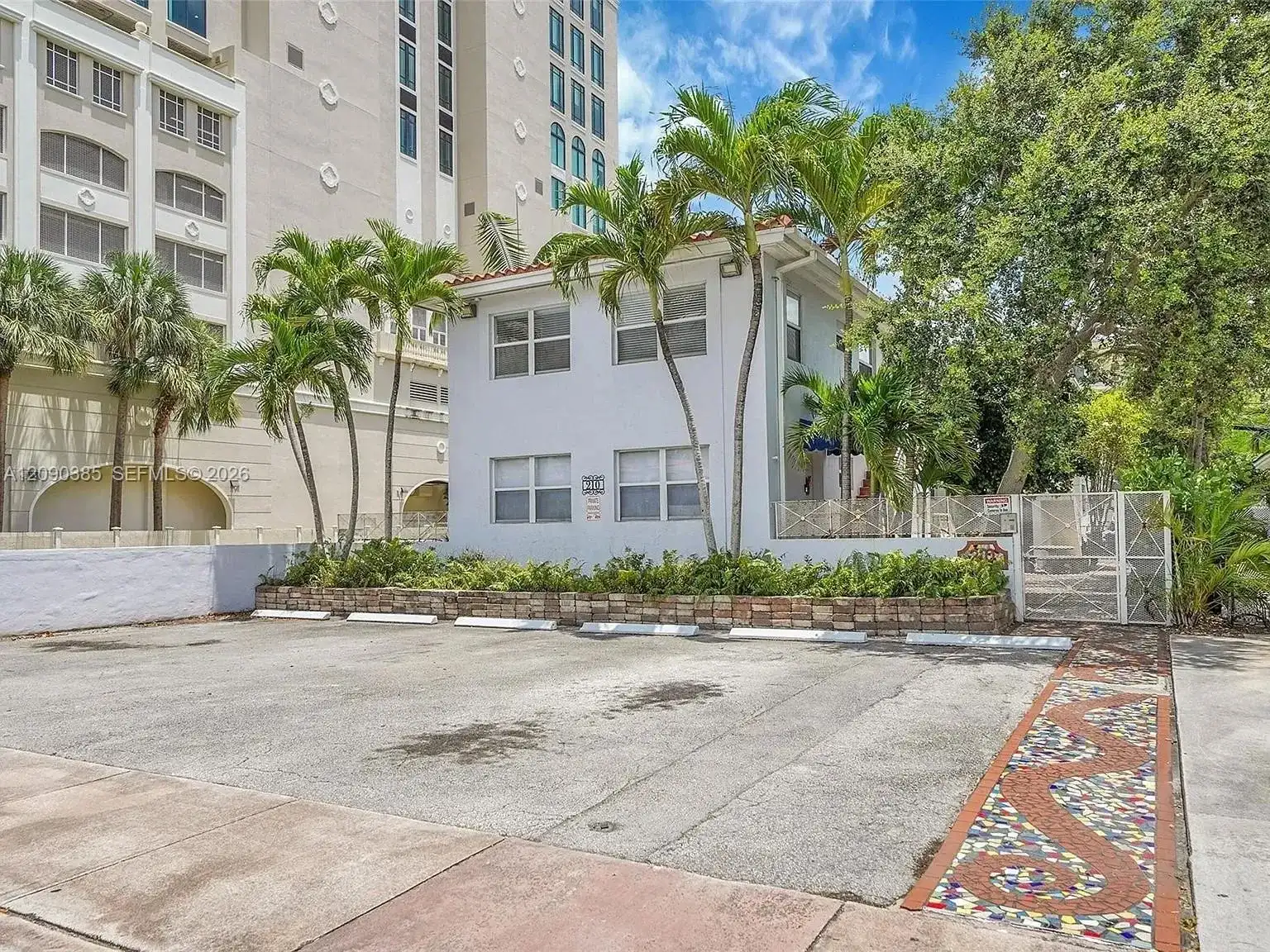 210 Mendoza Ave # 6, Coral Gables FL 33134