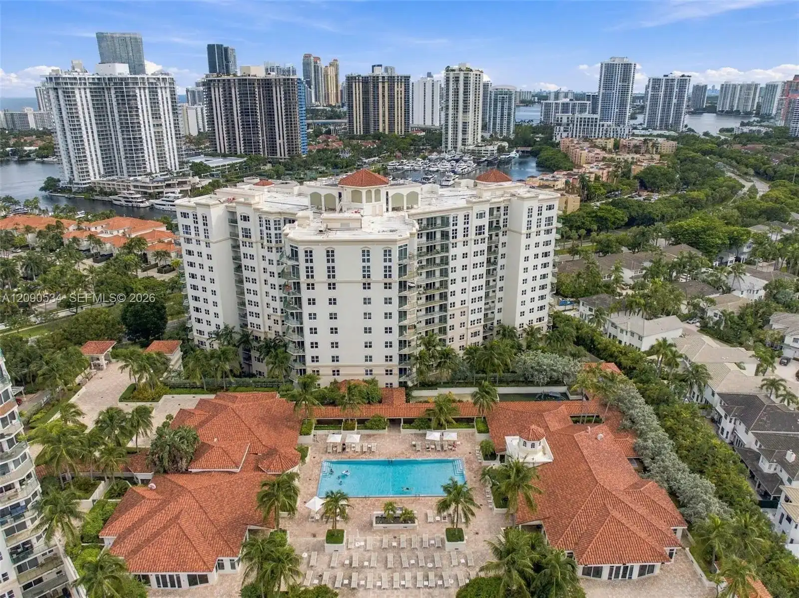 19900 E Country Club Dr # 116, Aventura FL 33180