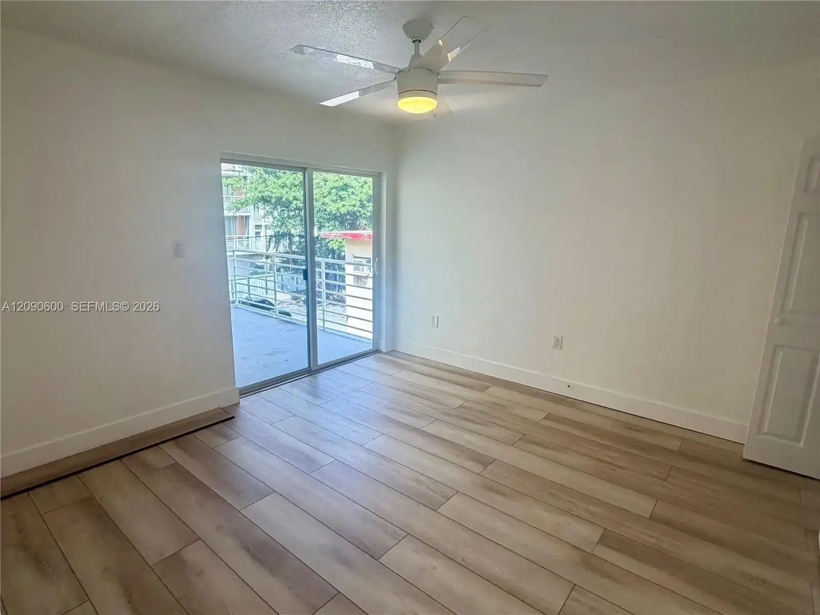 459 SW 4th St # 3, Miami FL 33130