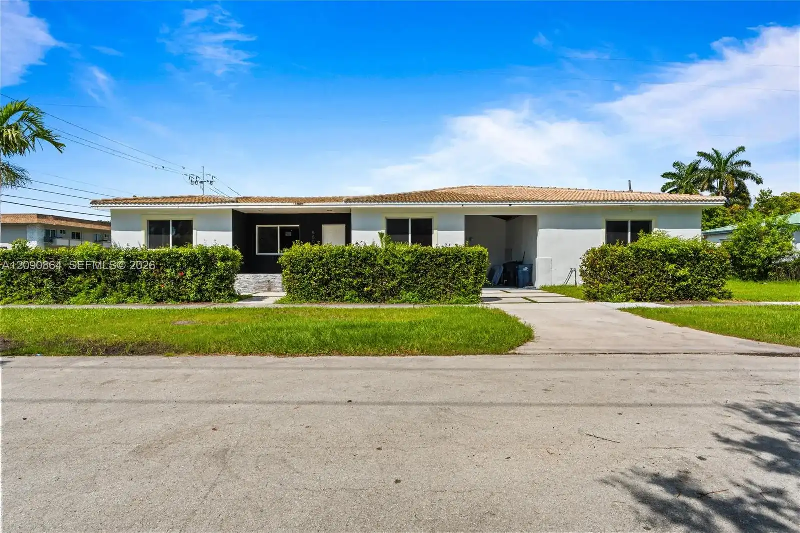 580 Lee Dr, Miami Springs FL 33166