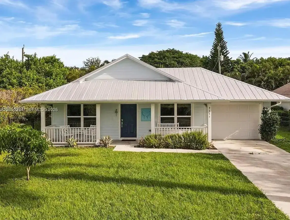 9155 SE Athena St, Hobe Sound FL 33455