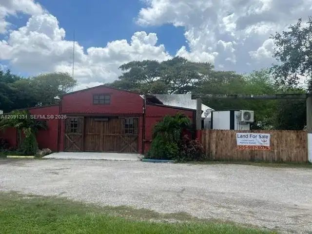 17480 SW 232nd St, Miami FL 33170