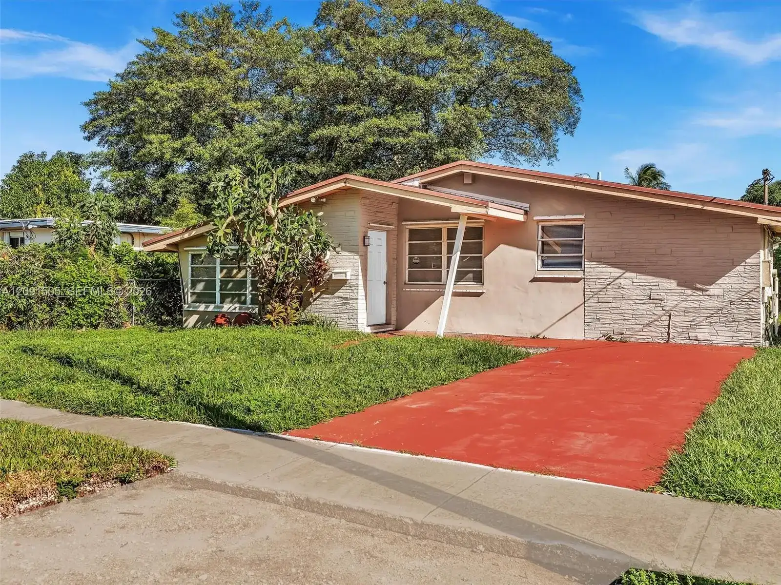 365 NE 171st Ter, North Miami Beach FL 33162