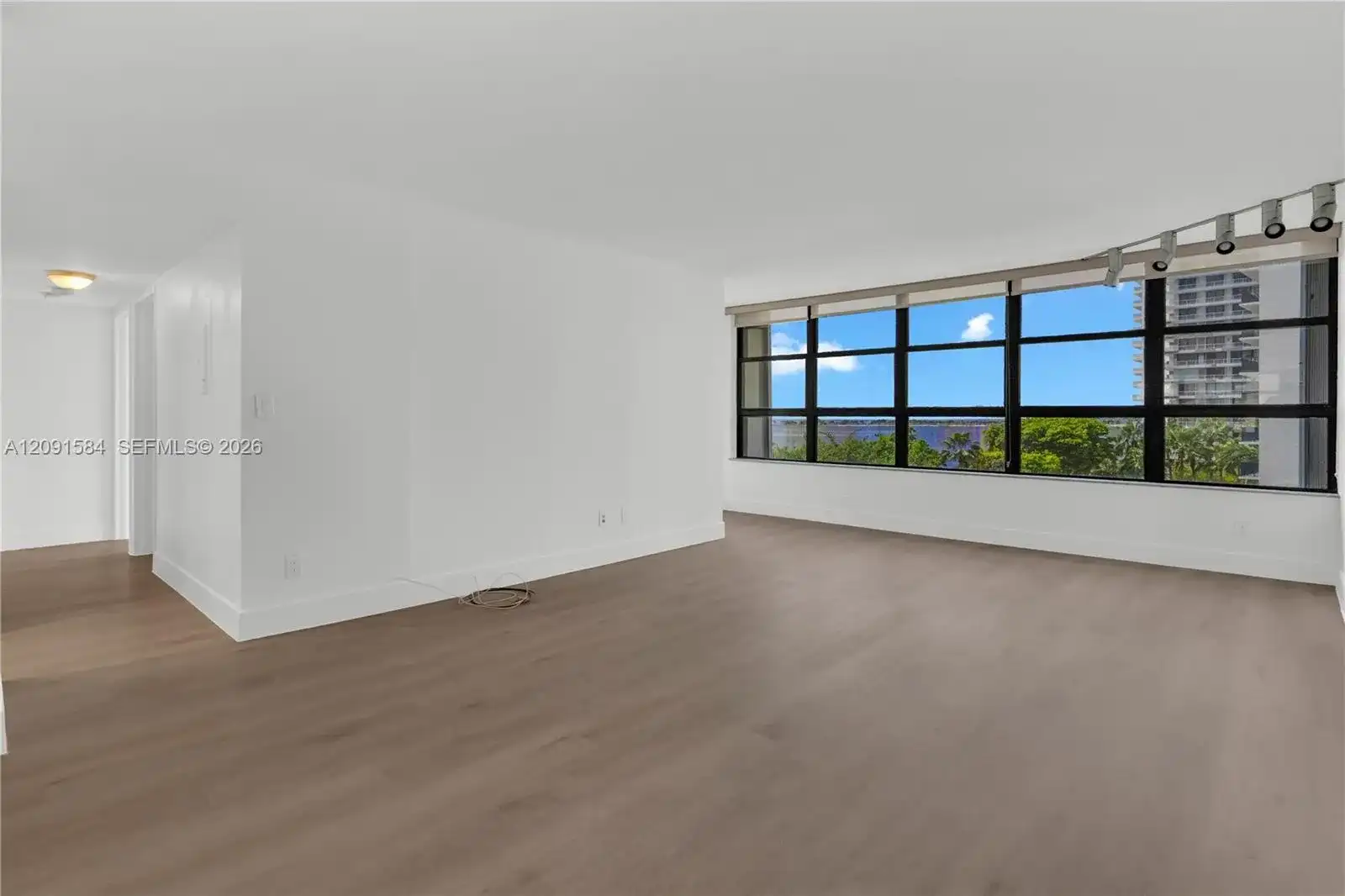 1440 Brickell Bay Dr # 604, Miami FL 33131