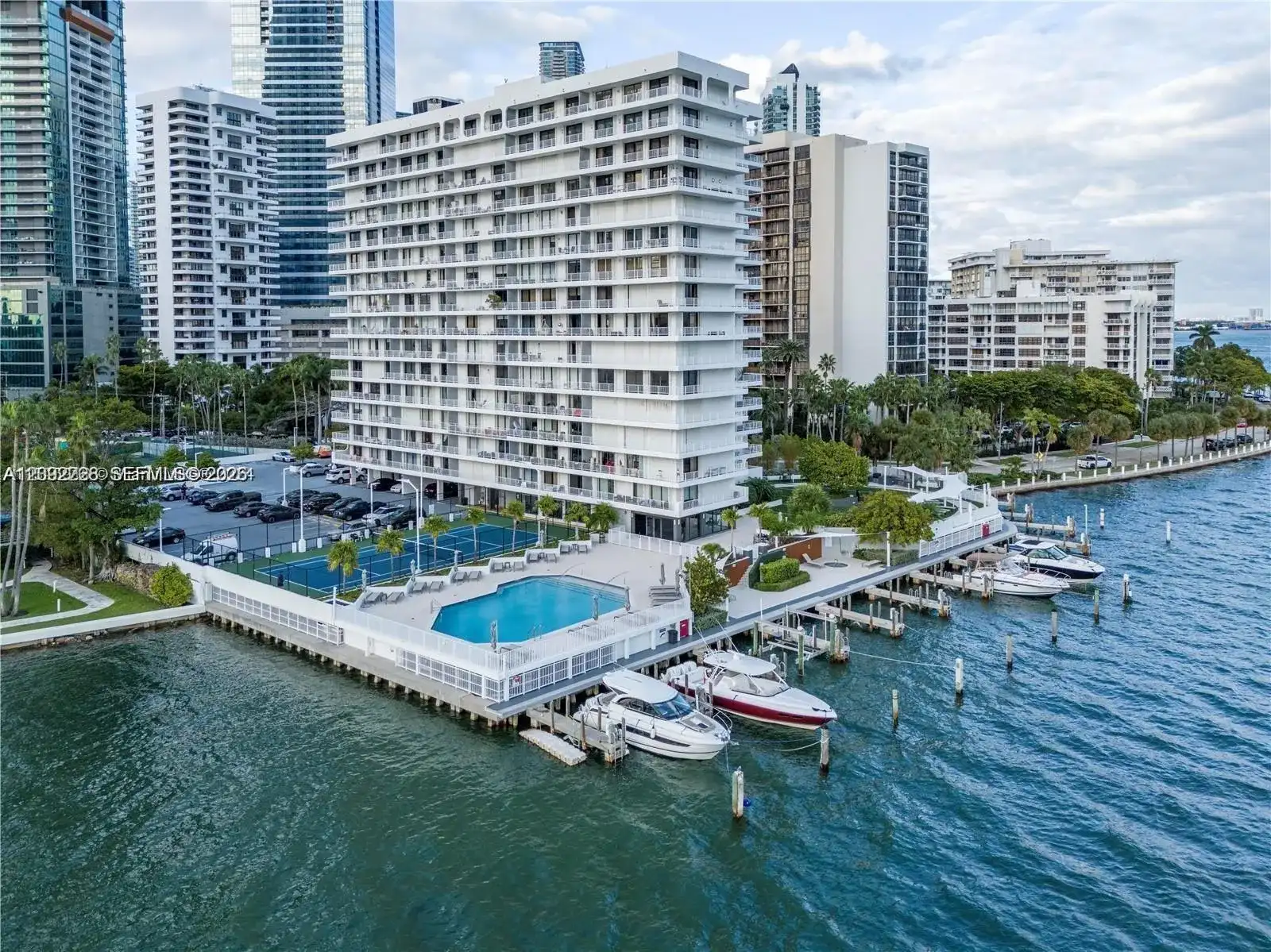 200 SE 15th Rd # 4K, Miami FL 33129