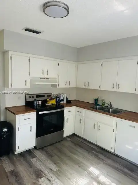 3739 SE 15 St # 2, Dania Beach FL 33004