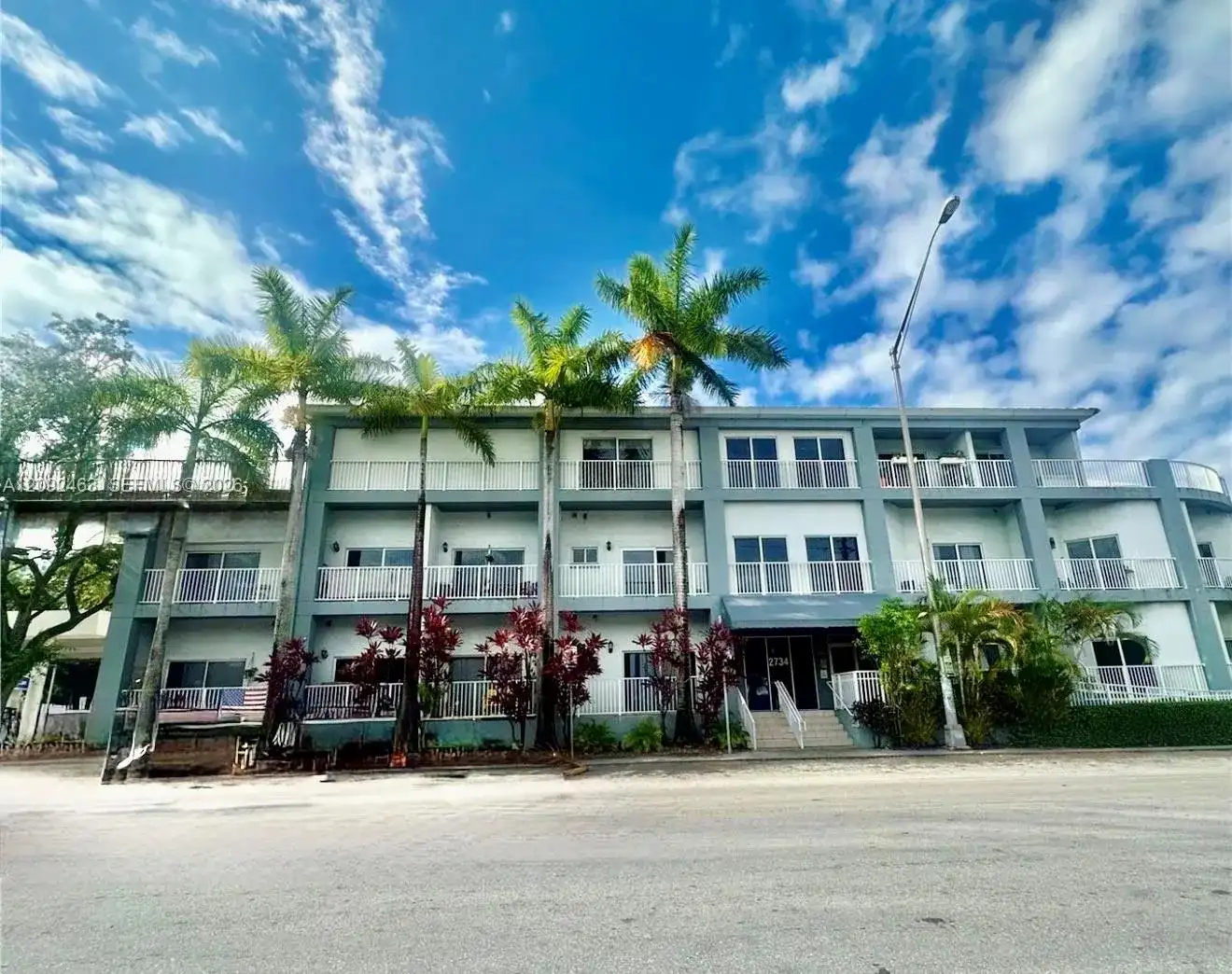 2734 Bird Ave # 108, Miami FL 33133