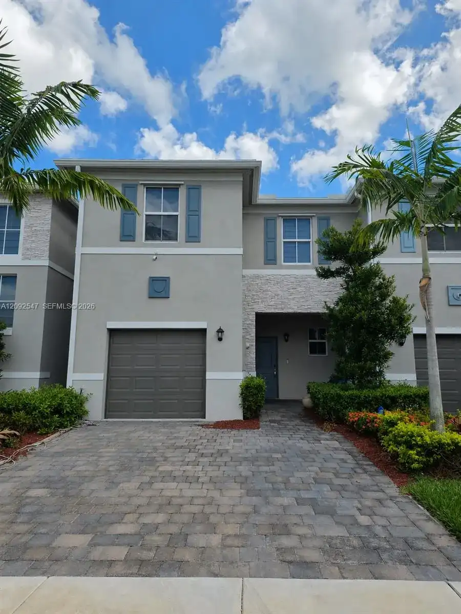 758 SE 16th Ct, Homestead FL 33034
