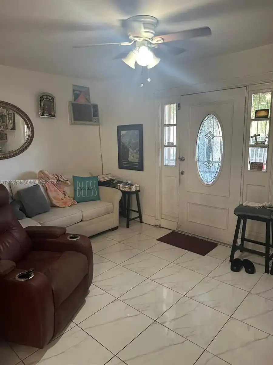 3425 NW 14th Ave, Miami FL 33142