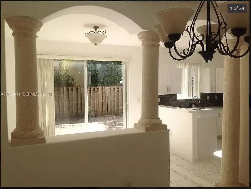 6980 NW 177th St # L101, Hialeah FL 33015