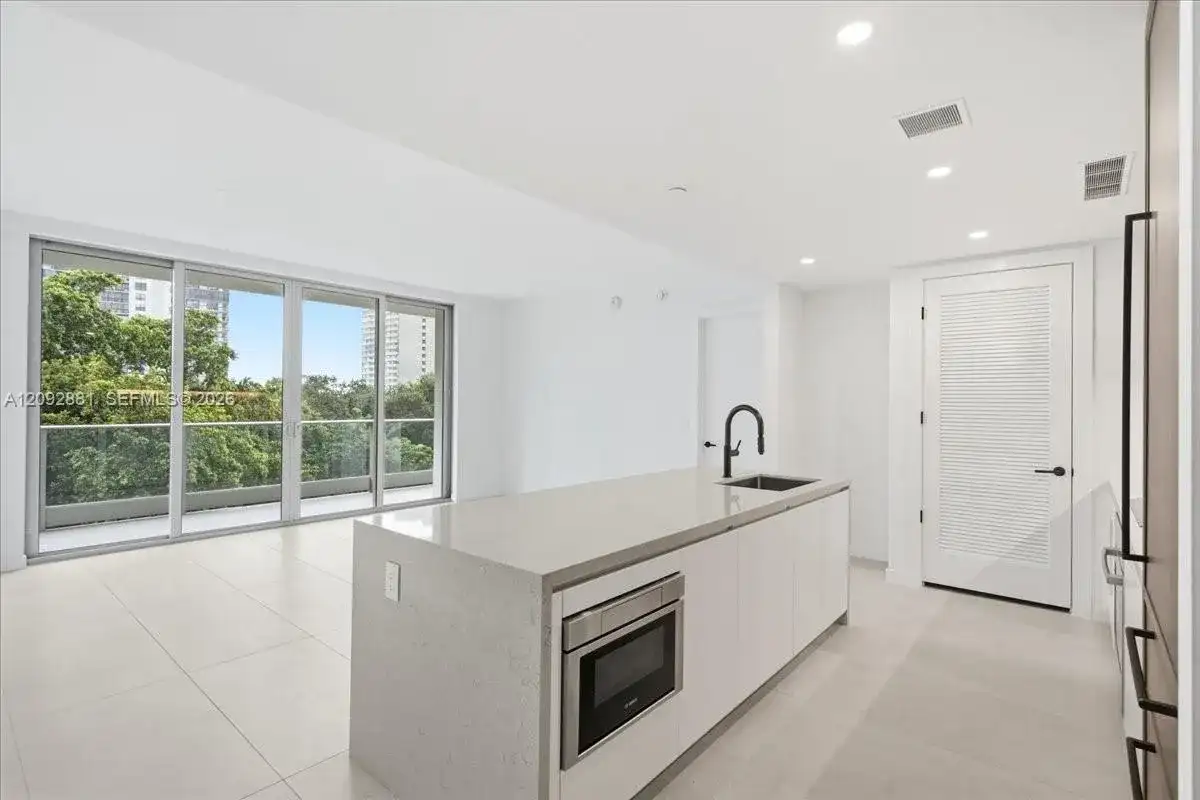 2200 Brickell Ave # 301, Miami FL 33129
