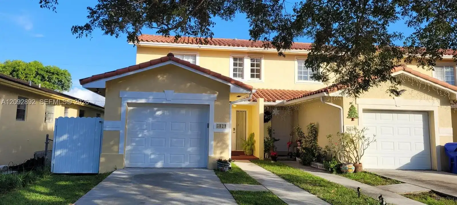 5829 Grant St, Hollywood FL 33021