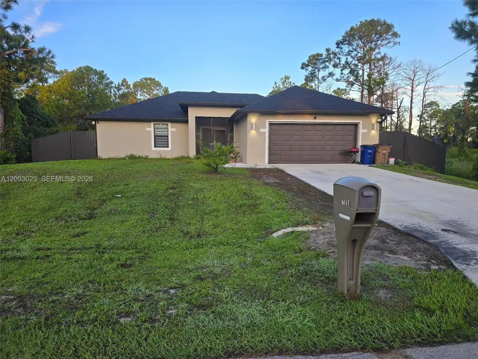 1008 Angus Ave, Lehigh Acres FL 33974