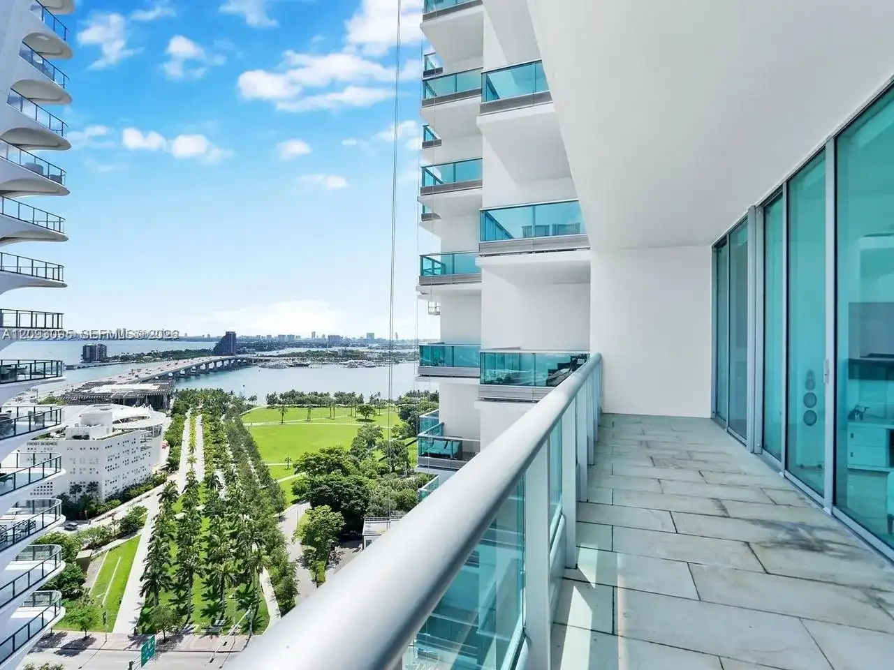 900 Biscayne Blvd # 2412, Miami FL 33132
