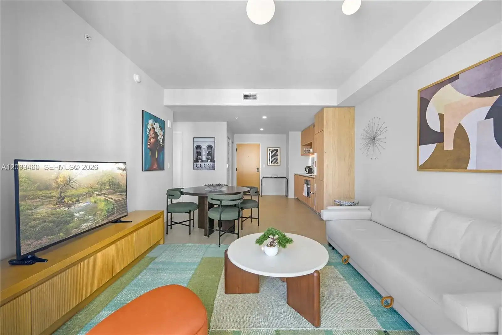 11 NE 6th St # 1111, Miami FL 33132