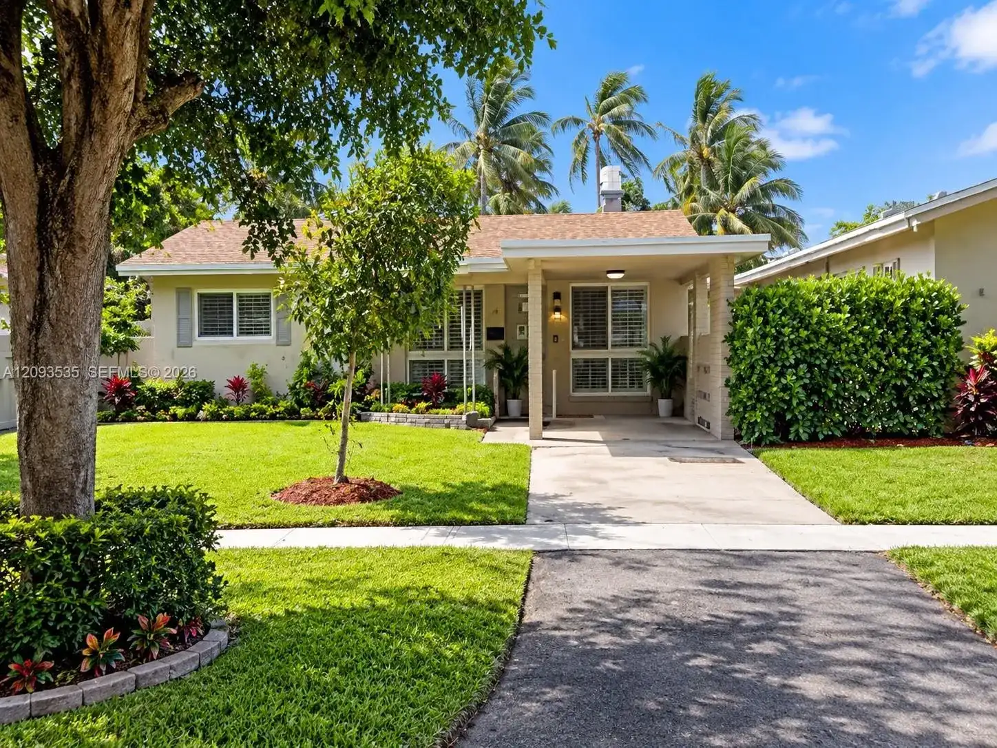 1405 NW 10th St, Dania Beach FL 33004
