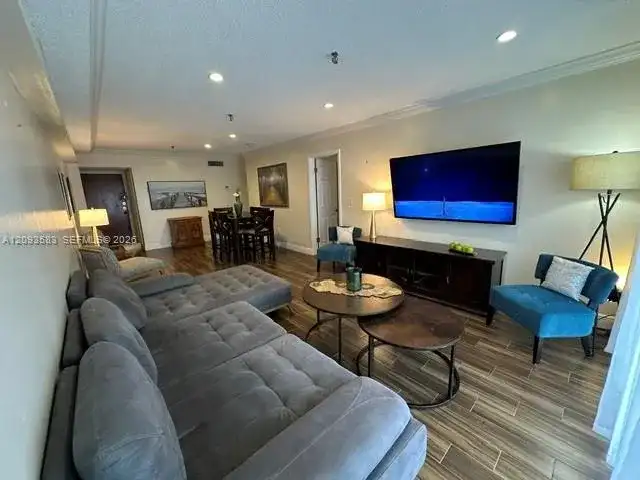 201 180th Dr # 306, Sunny Isles Beach FL 33160