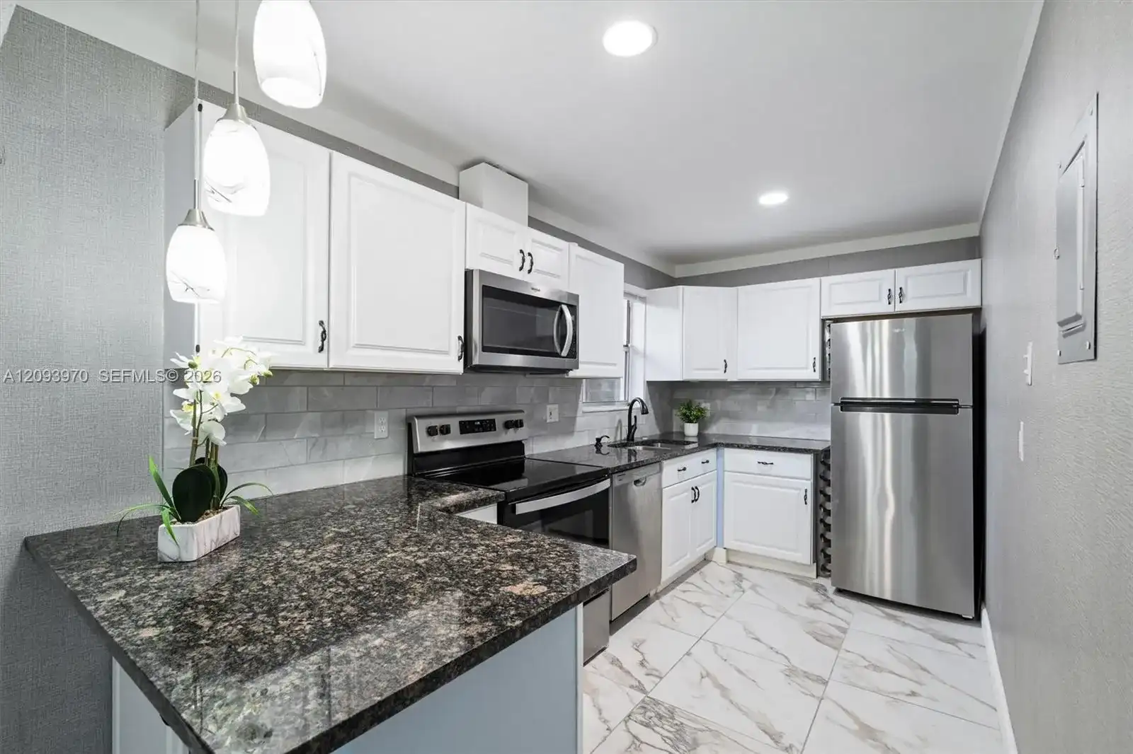 236 Lake Dora Dr # 236, West Palm Beach FL 33411