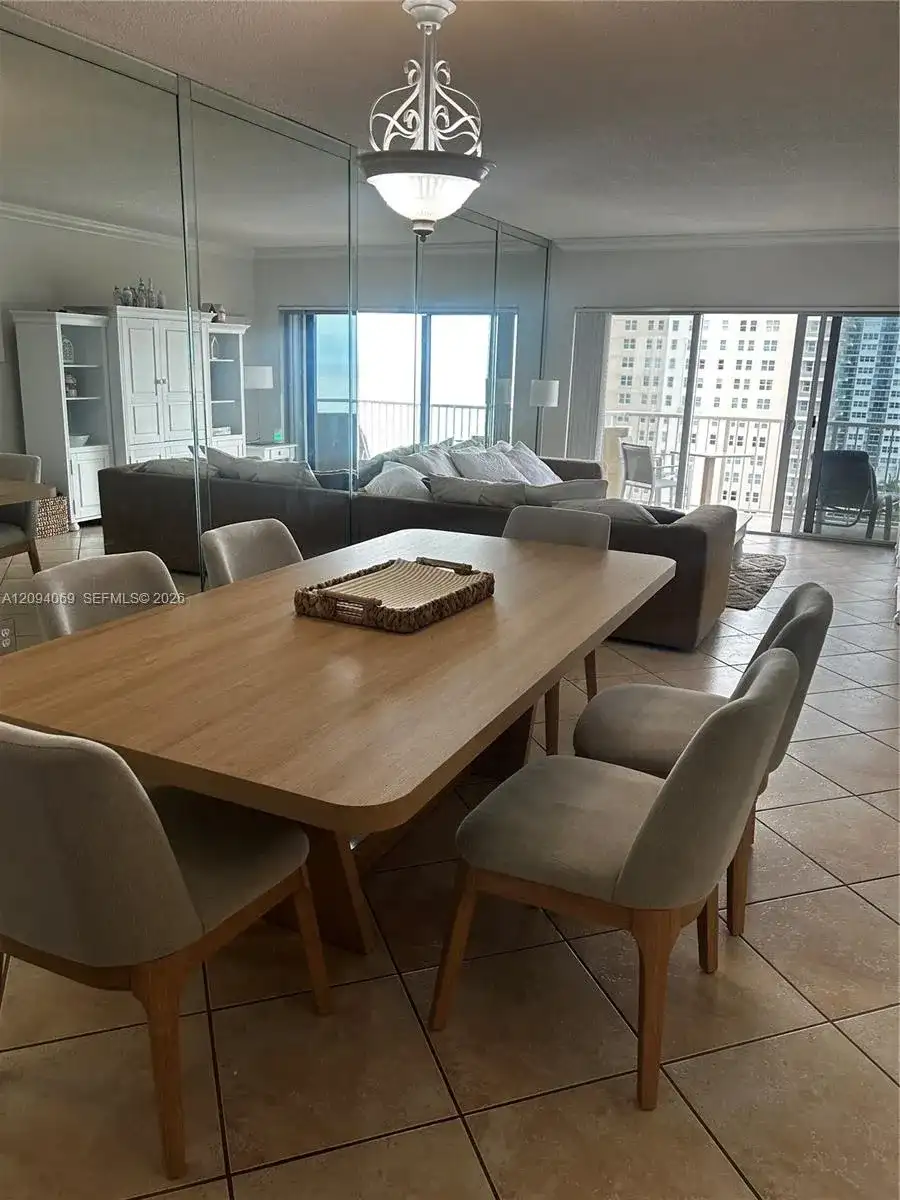 1950 S Ocean Dr # 9K, Hallandale Beach FL 33009