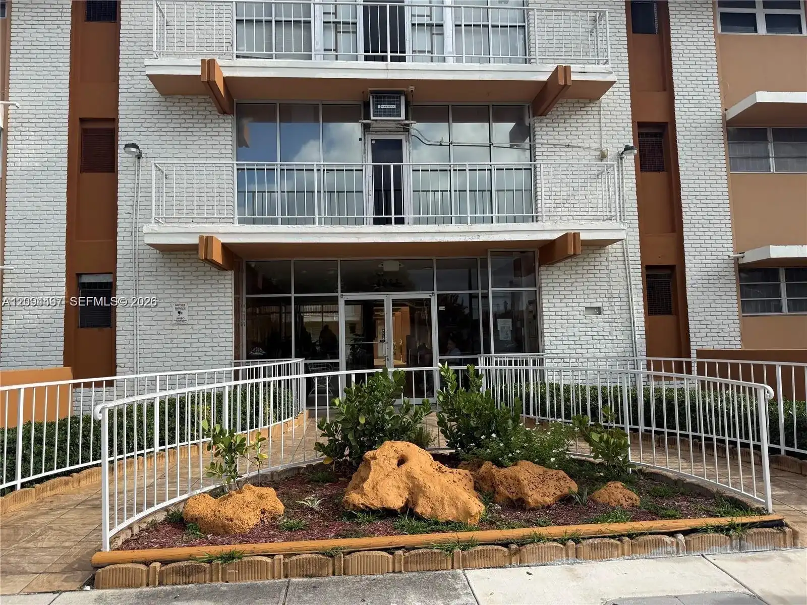 3881 W Flagler St # 315, Miami FL 33134