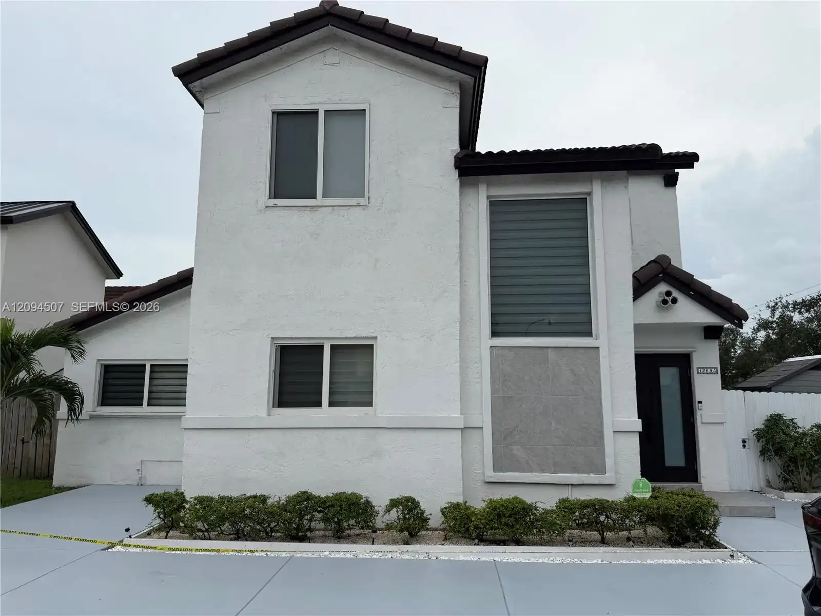12694 NW 8th Trl, Miami FL 33182