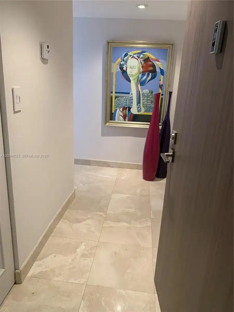 2555 Collins Ave # 1801, Miami Beach FL 33140