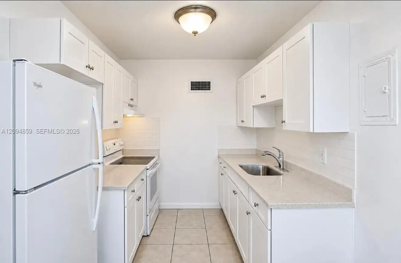 6487 W Flagler St # 9, Miami FL 33144