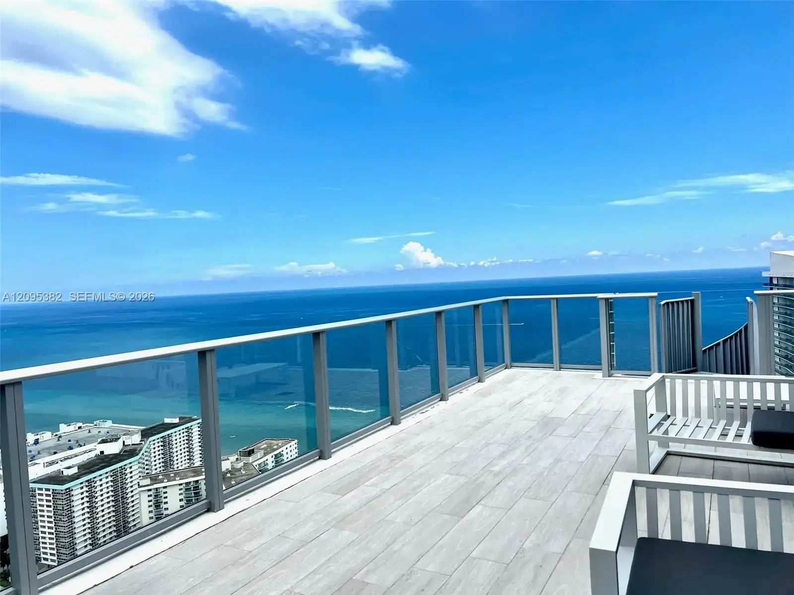 4010 S S Ocean Dr, Hollywood FL 33019