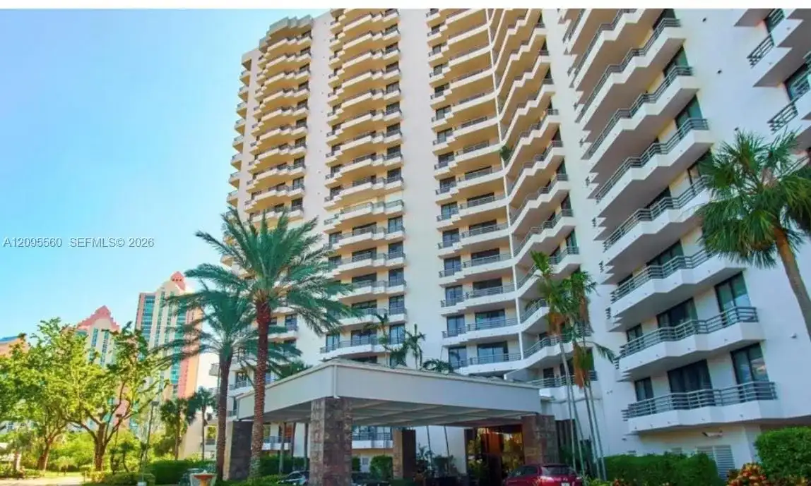 3300 NE 191st St # 606, Aventura FL 33180