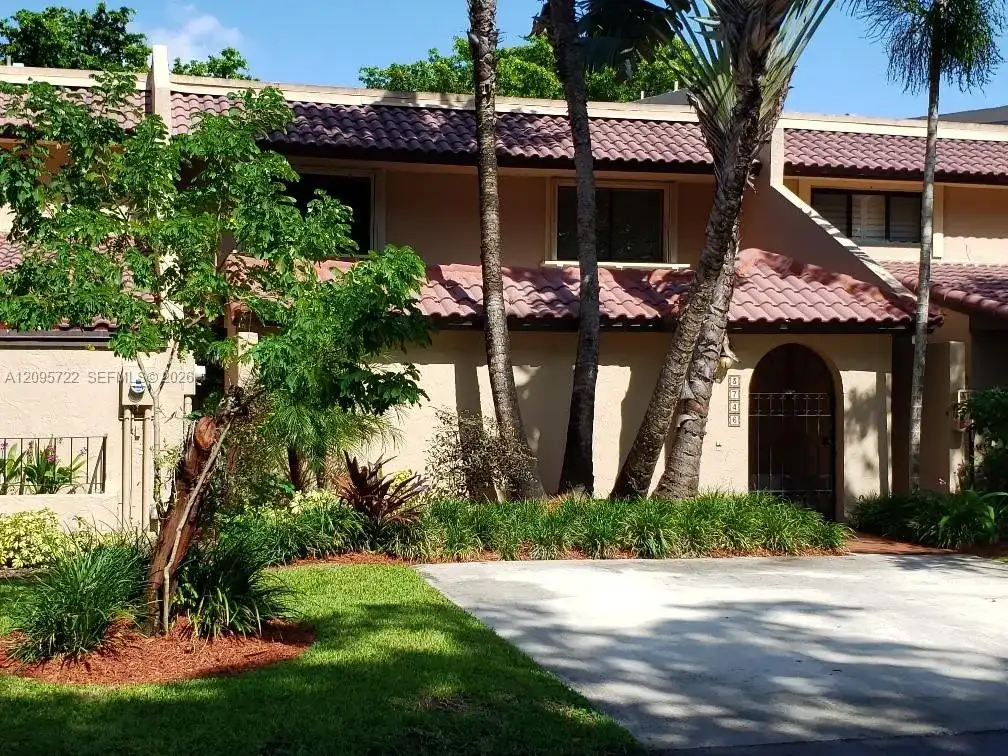 3746 Alcantara Ave # D, Doral FL 33178
