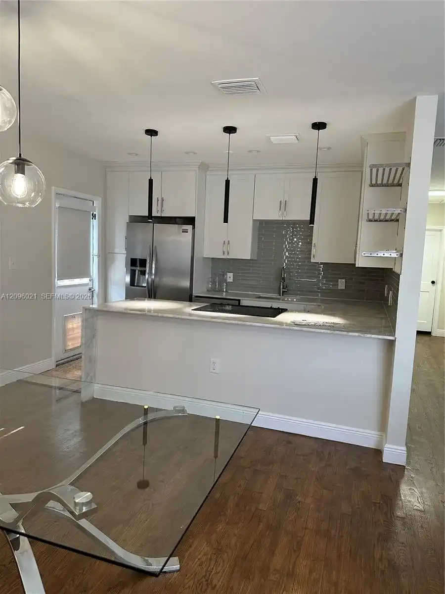 2775 SW 1st St # 1, Miami FL 33135