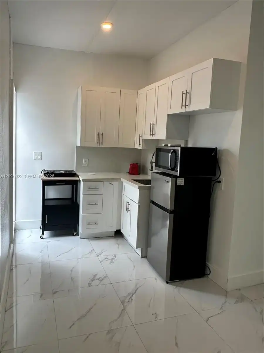 2775 SW 1st St # 2, Miami FL 33135