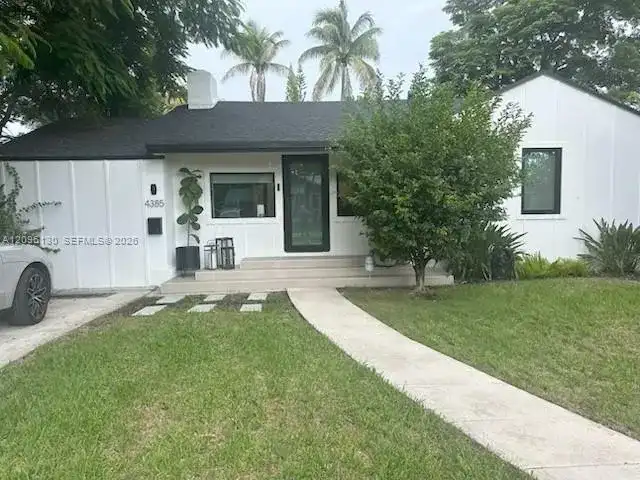 4385 SW 13th St, Miami FL 33134