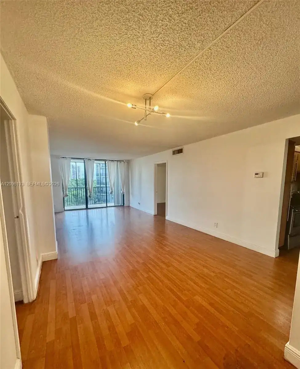 3475 N Country Club Dr # 601, Aventura FL 33180