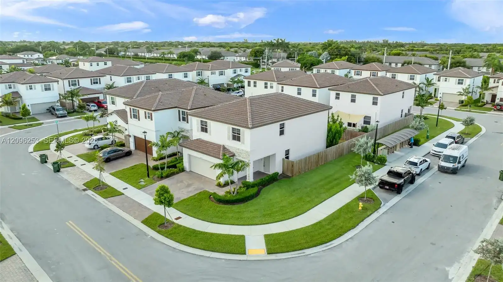 2479 SE 24th Dr, Homestead FL 33035