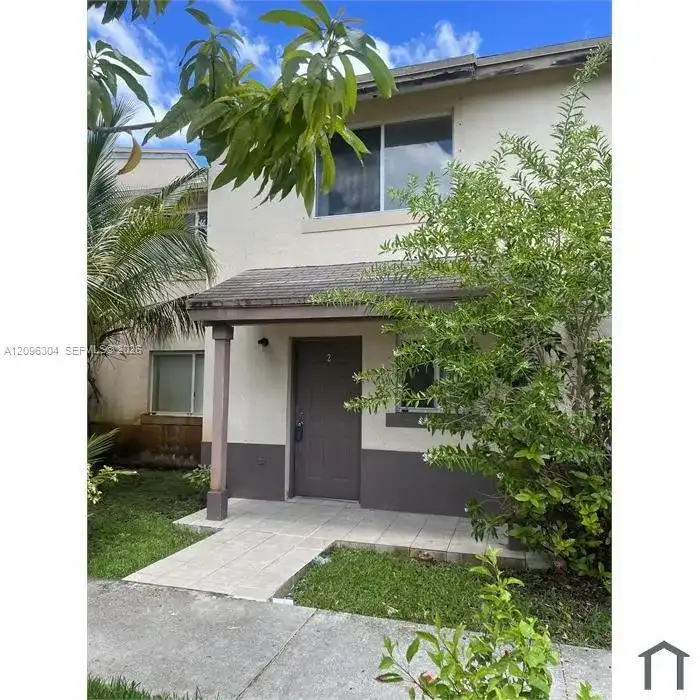 14030 NE 3rd Ct, Miami FL 33161