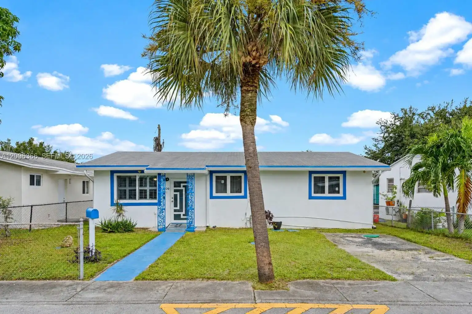 1409 NE 152nd St, North Miami Beach FL 33162