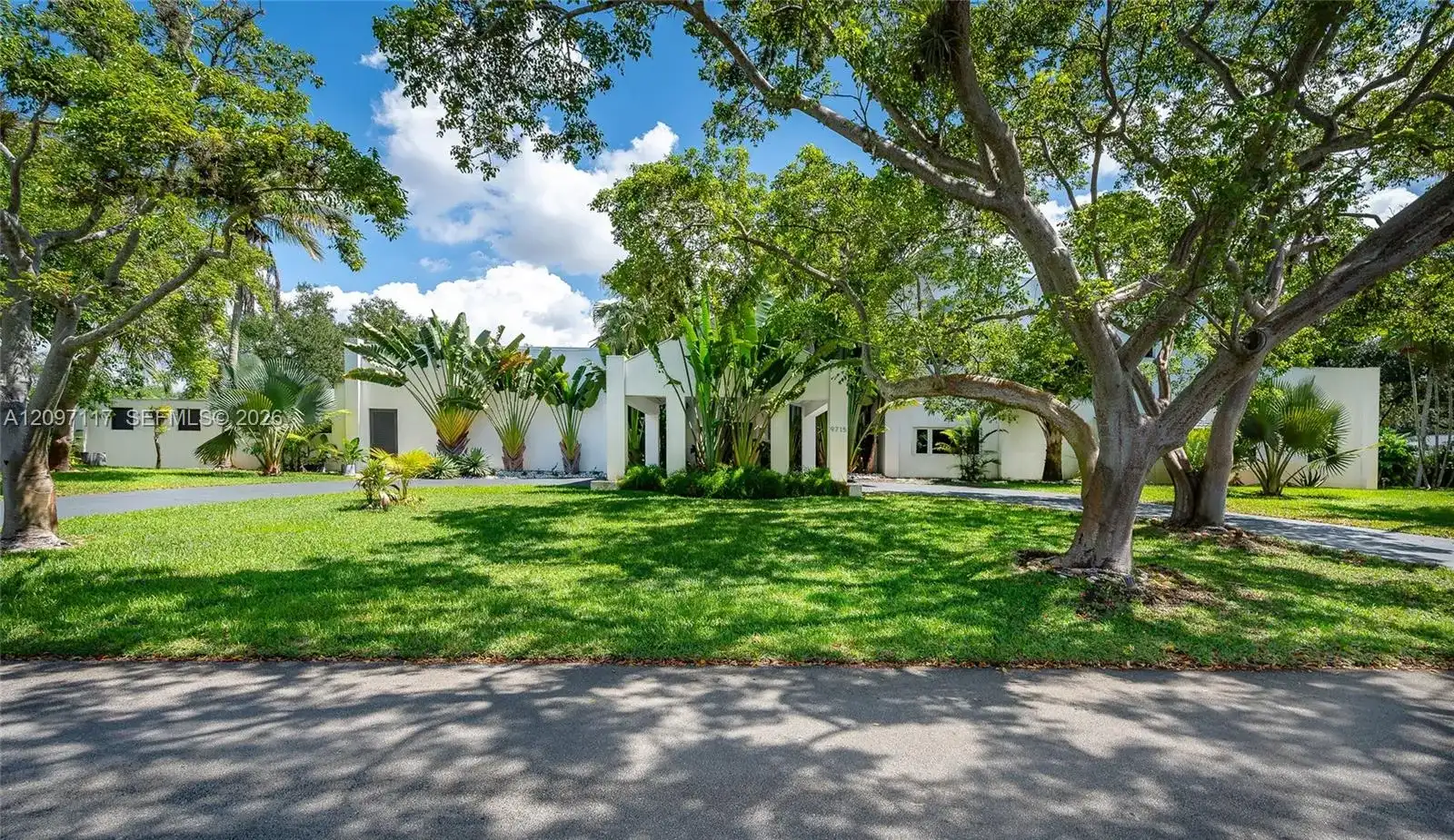 9715 SW 89th Ct, Miami FL 33176