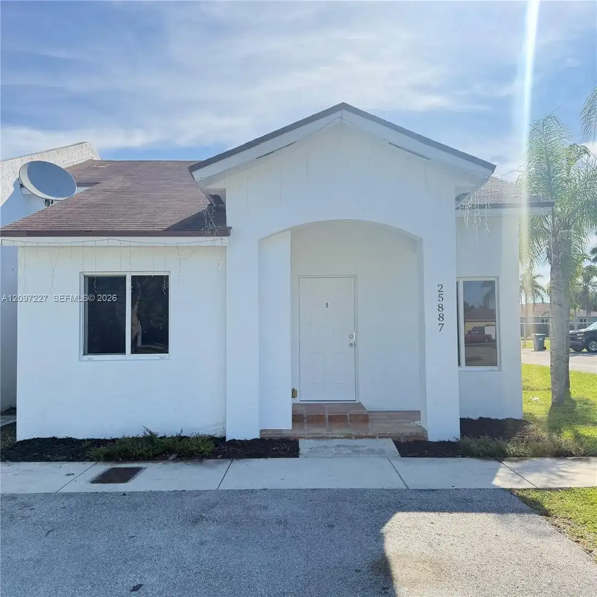 25887 SW 137th Path # 25887, Homestead FL 33032