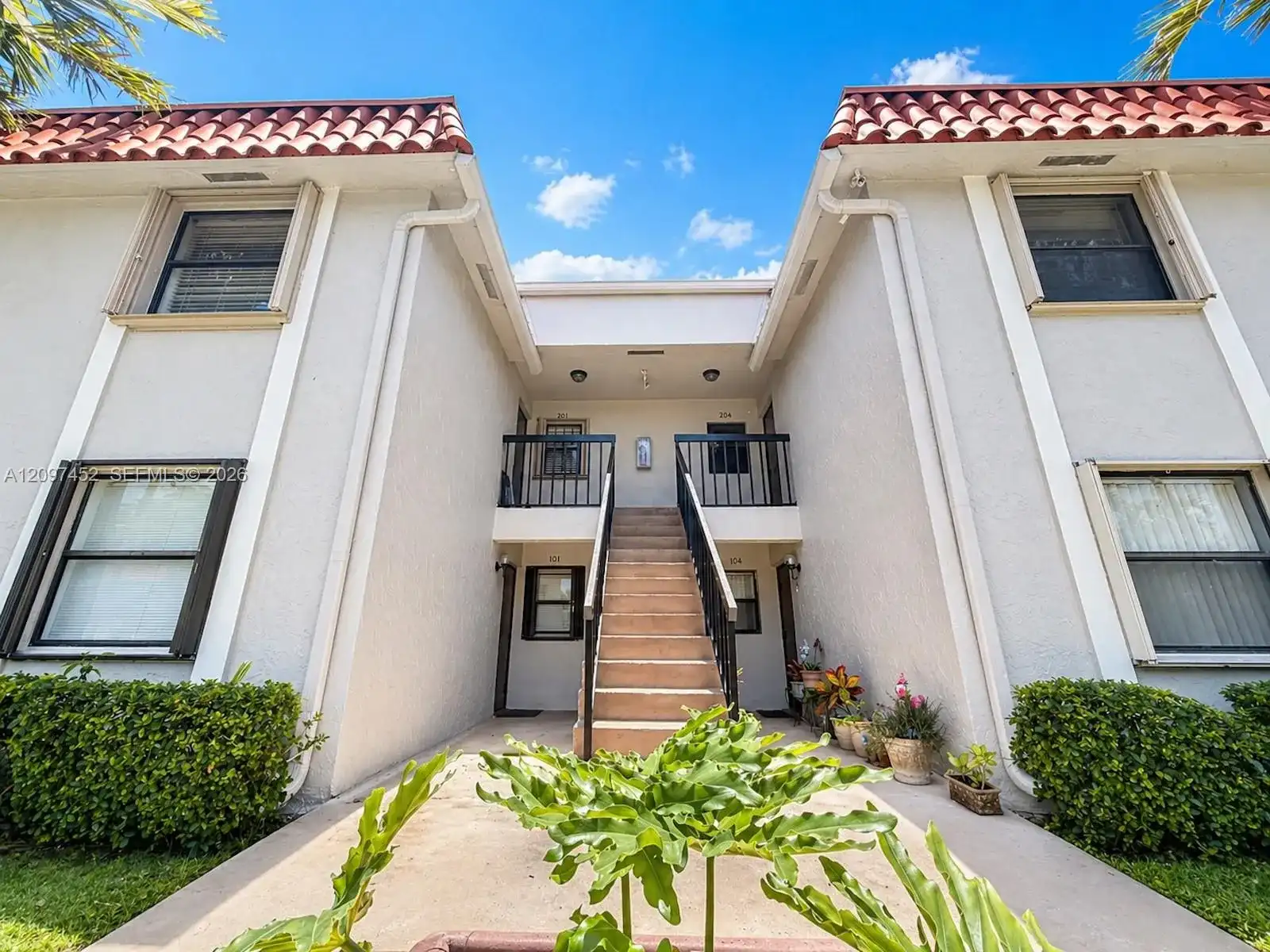 9730 Hammocks Blvd # 28, Miami FL 33196