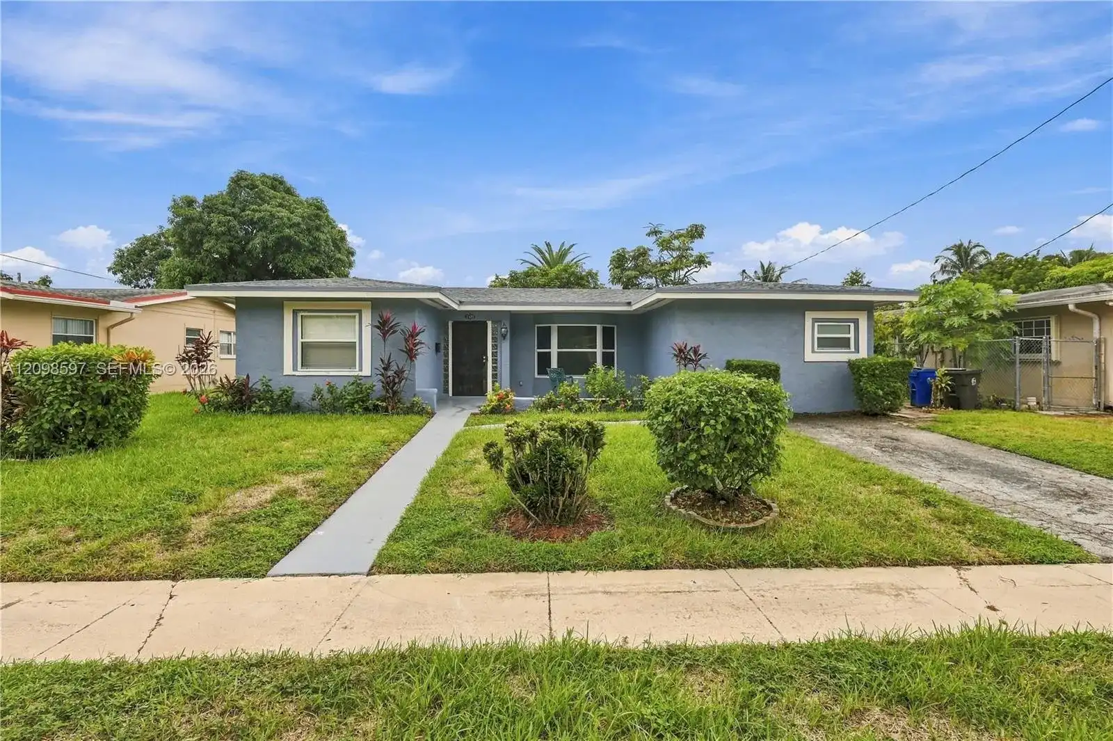 3476 NW 23rd Ct, Lauderdale Lakes FL 33311
