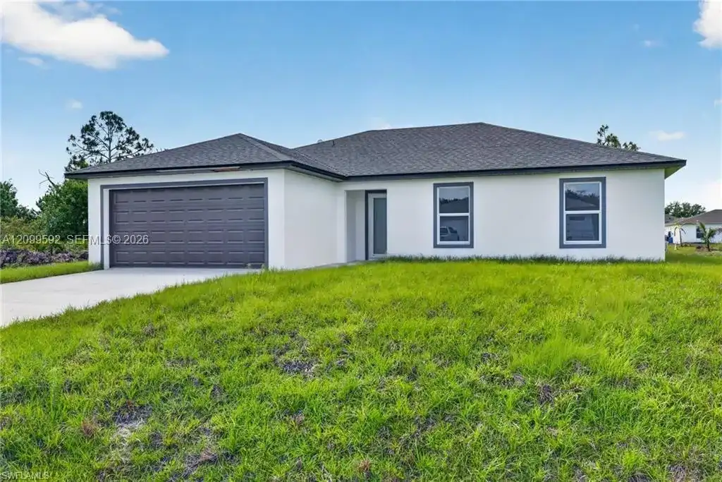 1054 CHADWICK AVE, Lehigh Acres FL 33974