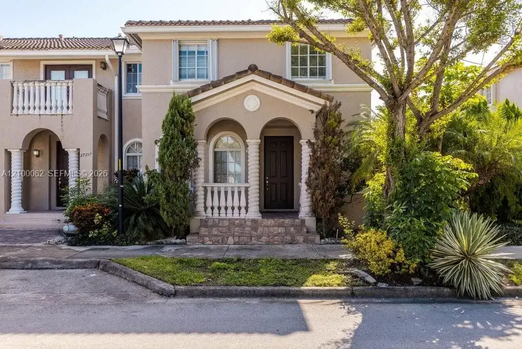 27261 SW 142nd Ave, Homestead FL 33032