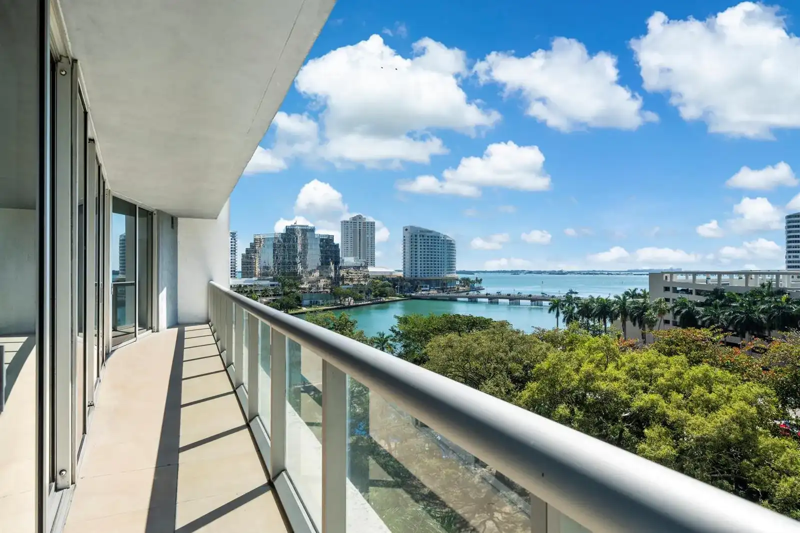 495 Brickell Avenue # 811, Miami FL 33131